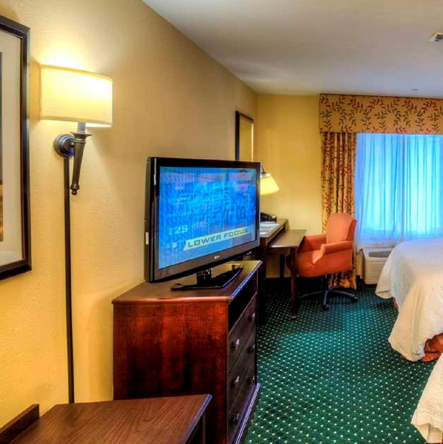 Hampton Inn & Suites Sacramento-Elk Grove Laguna I-5 מראה חיצוני תמונה