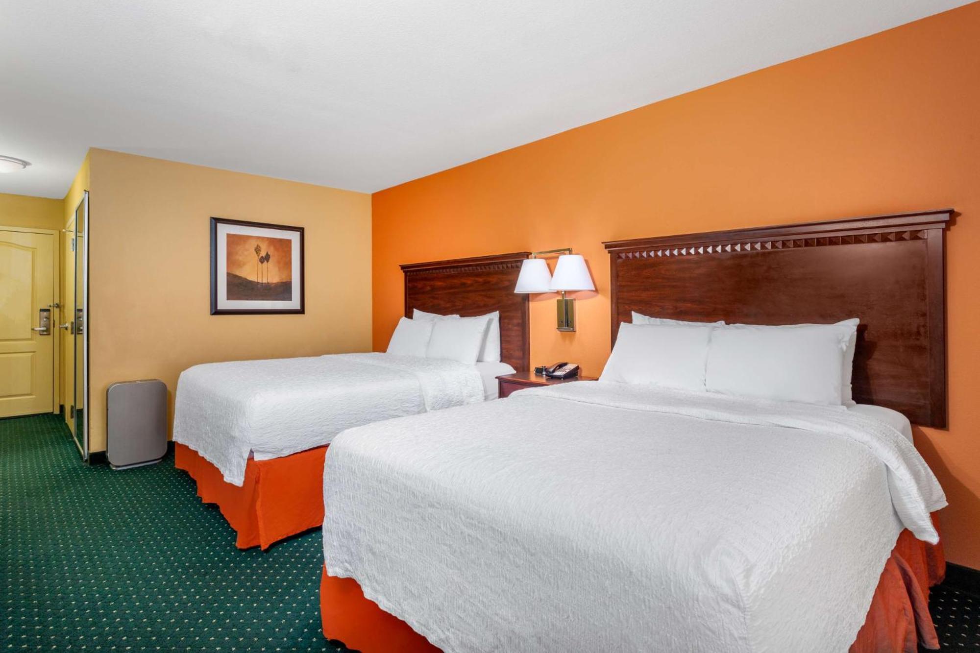 Hampton Inn & Suites Sacramento-Elk Grove Laguna I-5 מראה חיצוני תמונה