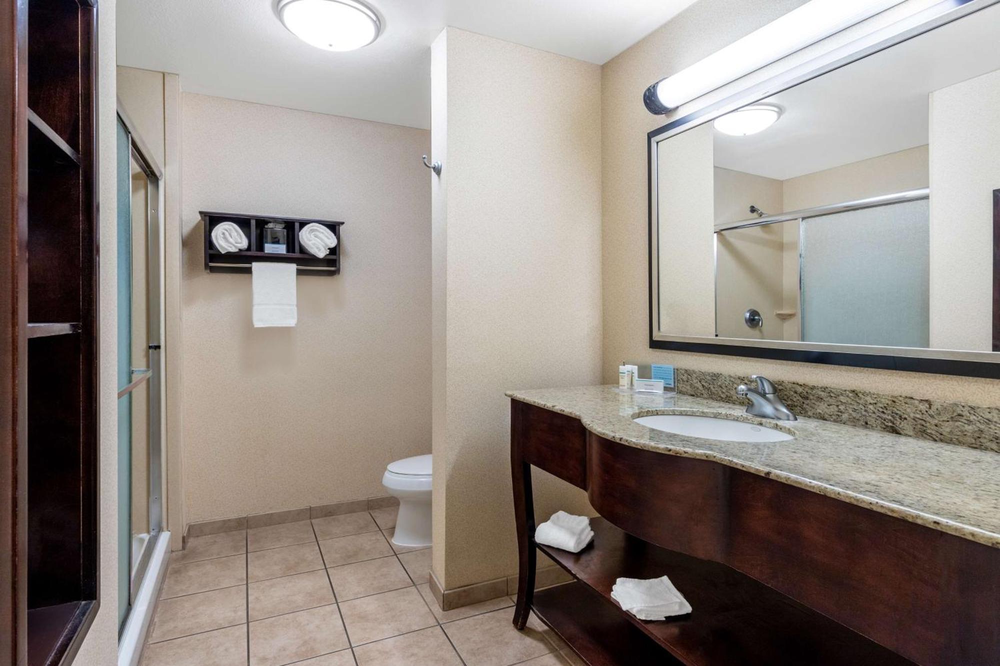 Hampton Inn & Suites Sacramento-Elk Grove Laguna I-5 מראה חיצוני תמונה