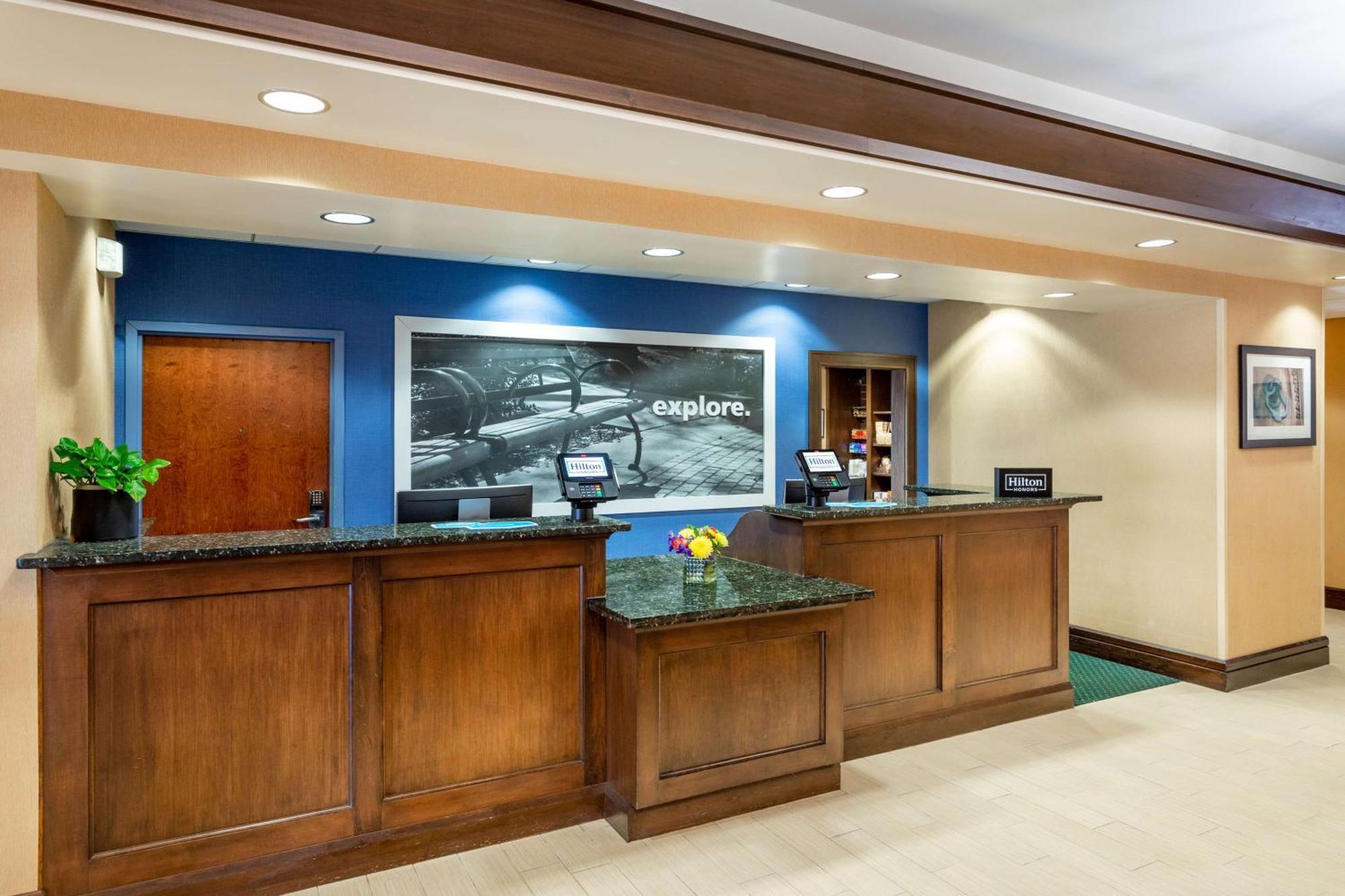Hampton Inn & Suites Sacramento-Elk Grove Laguna I-5 מראה חיצוני תמונה