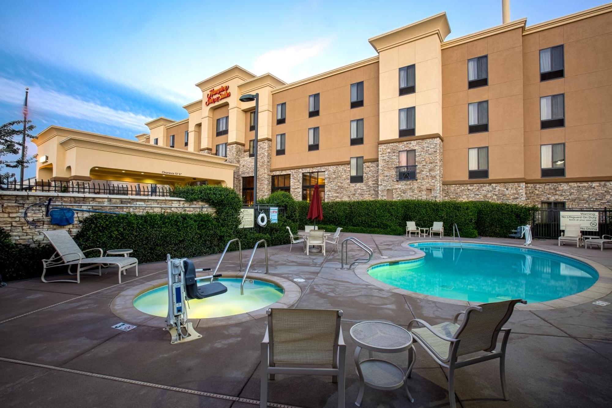 Hampton Inn & Suites Sacramento-Elk Grove Laguna I-5 מראה חיצוני תמונה